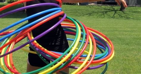 hooping and hollering definition.